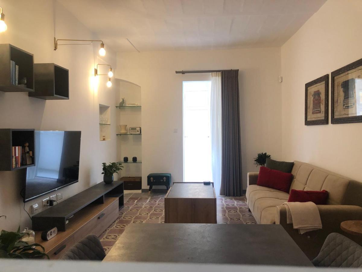 Valletta Retro Apartment Esterno foto